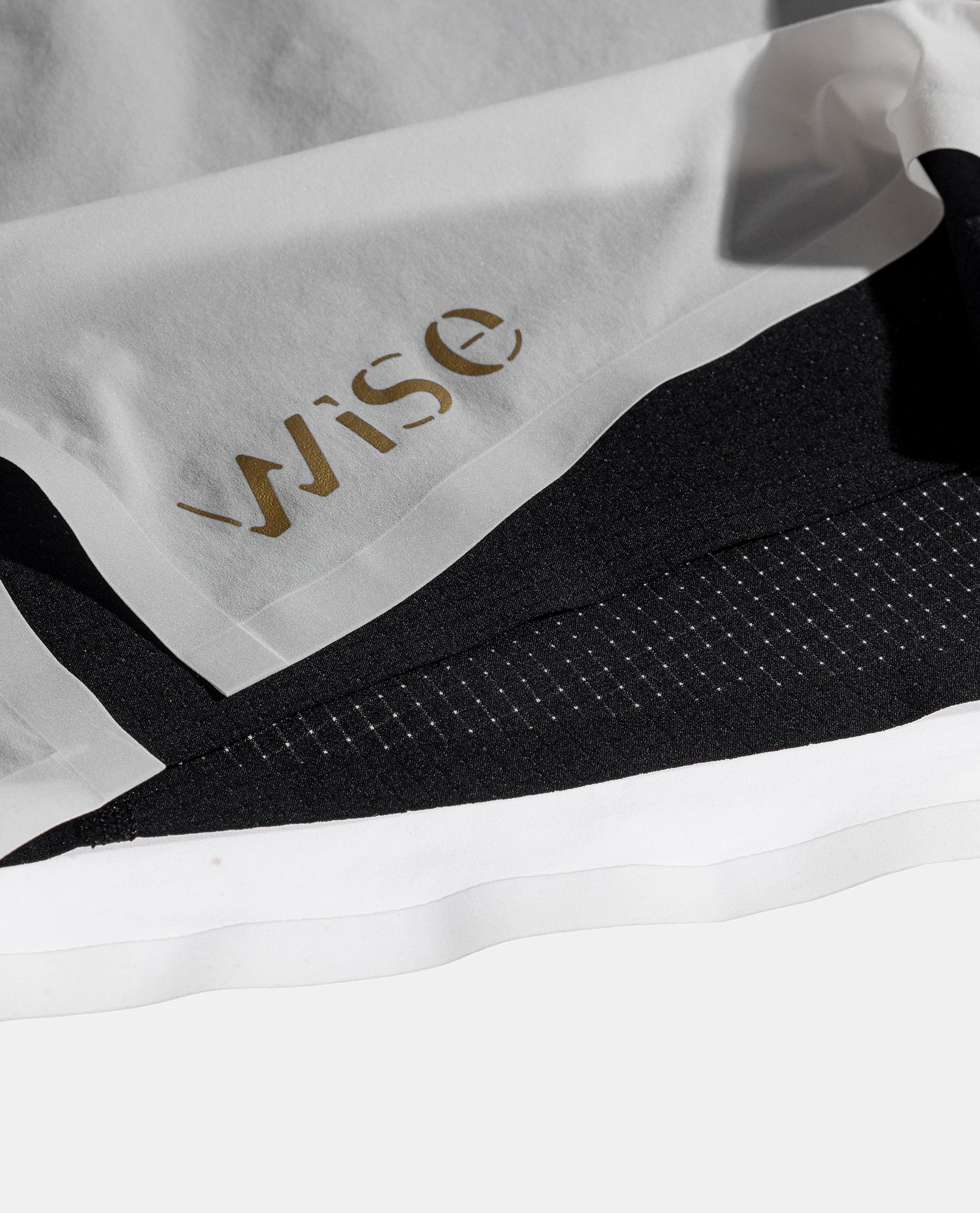 ultrashort albedo homme wise ultra running